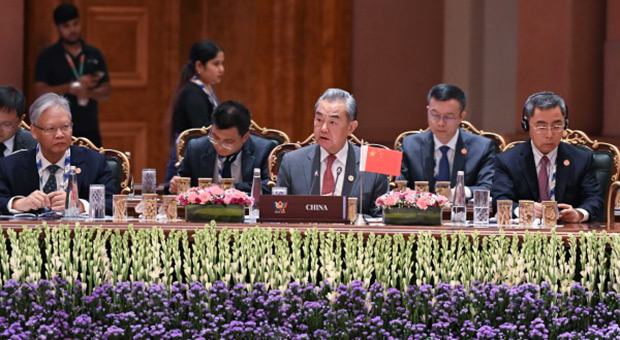 杨紫李现国色芳华开始招商