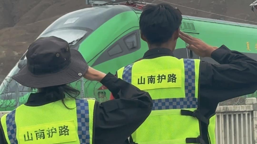 按一个中国原则依法管控台岛
