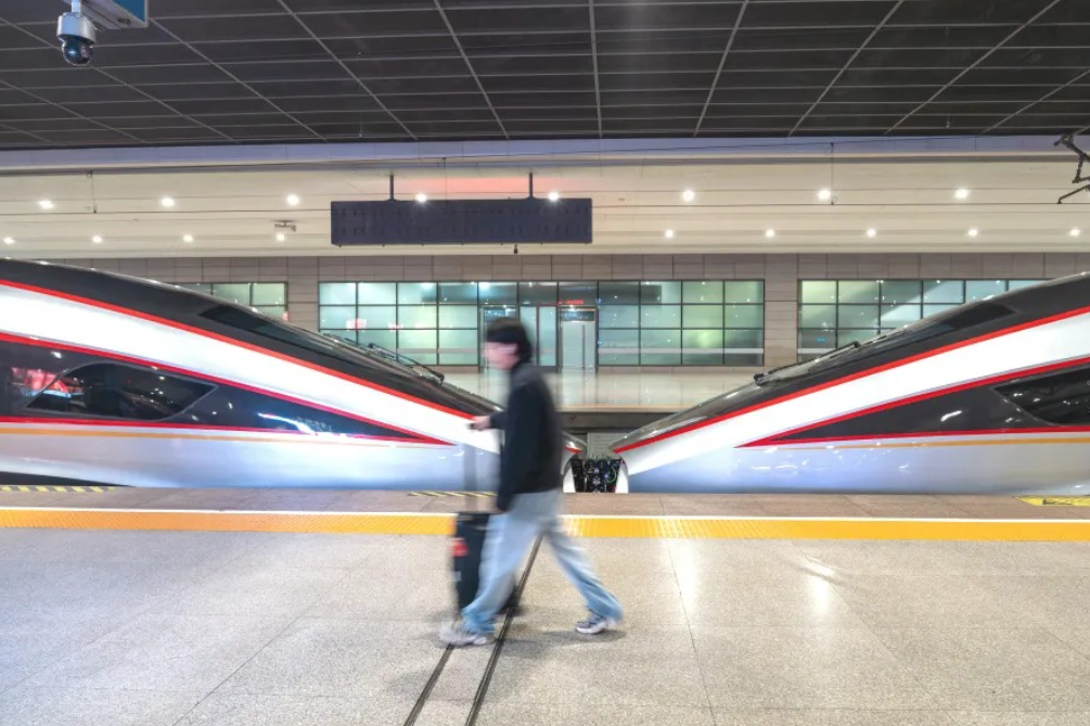 为推进全球治理事业贡献中国力量