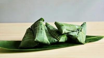 雌雄双盗睡着后被网约车送派出所