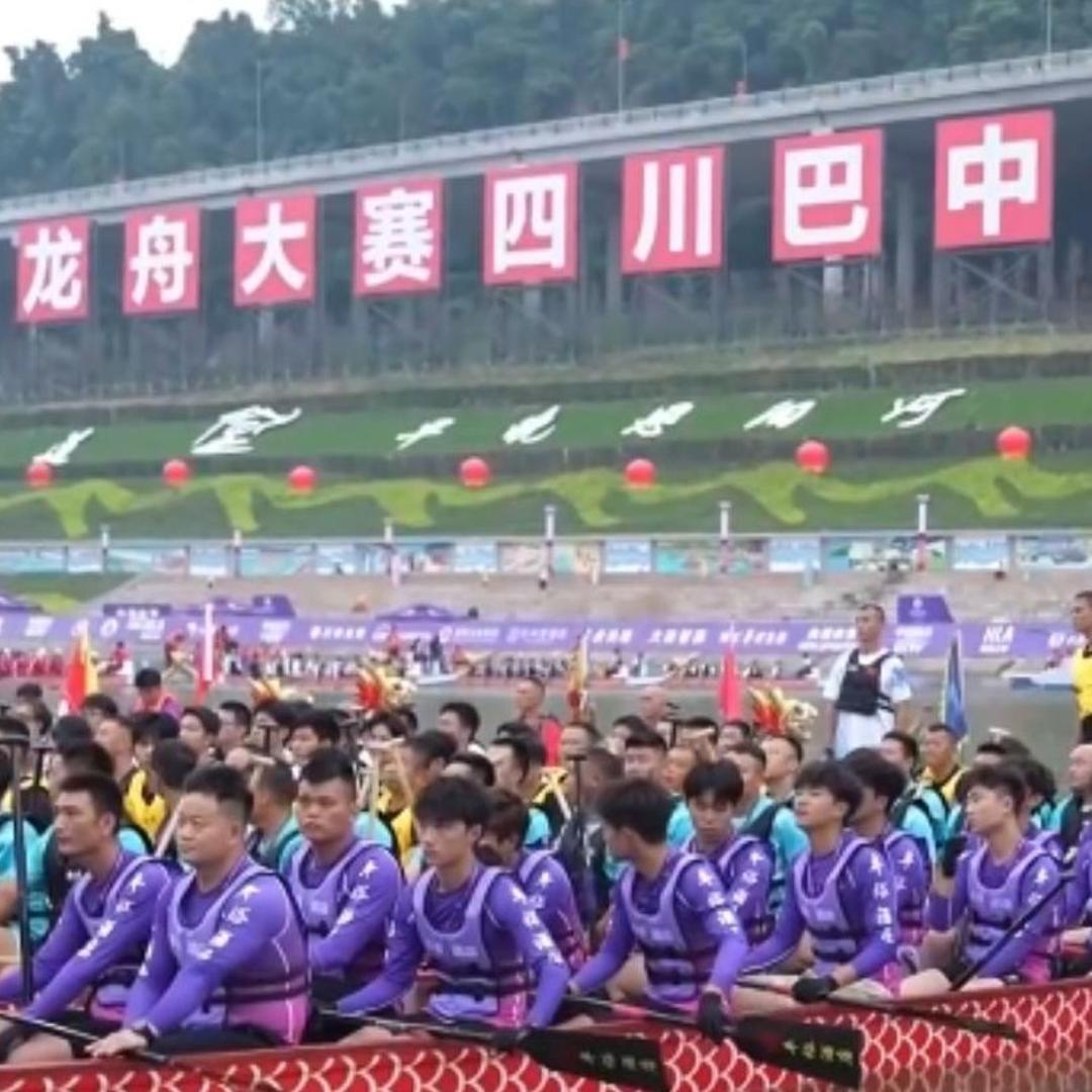 “要永远跟党走，做永远的‘四大队’队员”